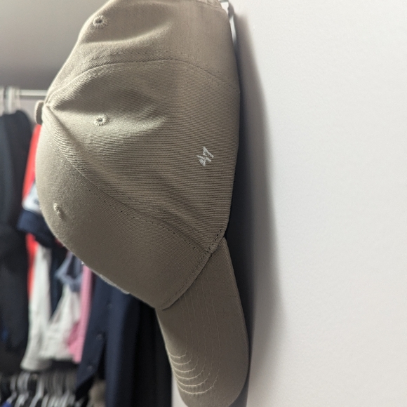 Beige neutral Baseball Hat - Picture 2 of 5